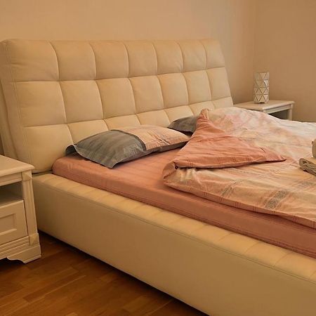 Apartman Nejra Τούζλα Εξωτερικό φωτογραφία