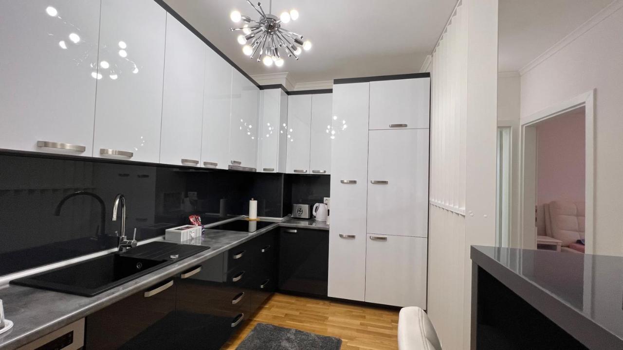 Apartman Nejra Τούζλα Εξωτερικό φωτογραφία