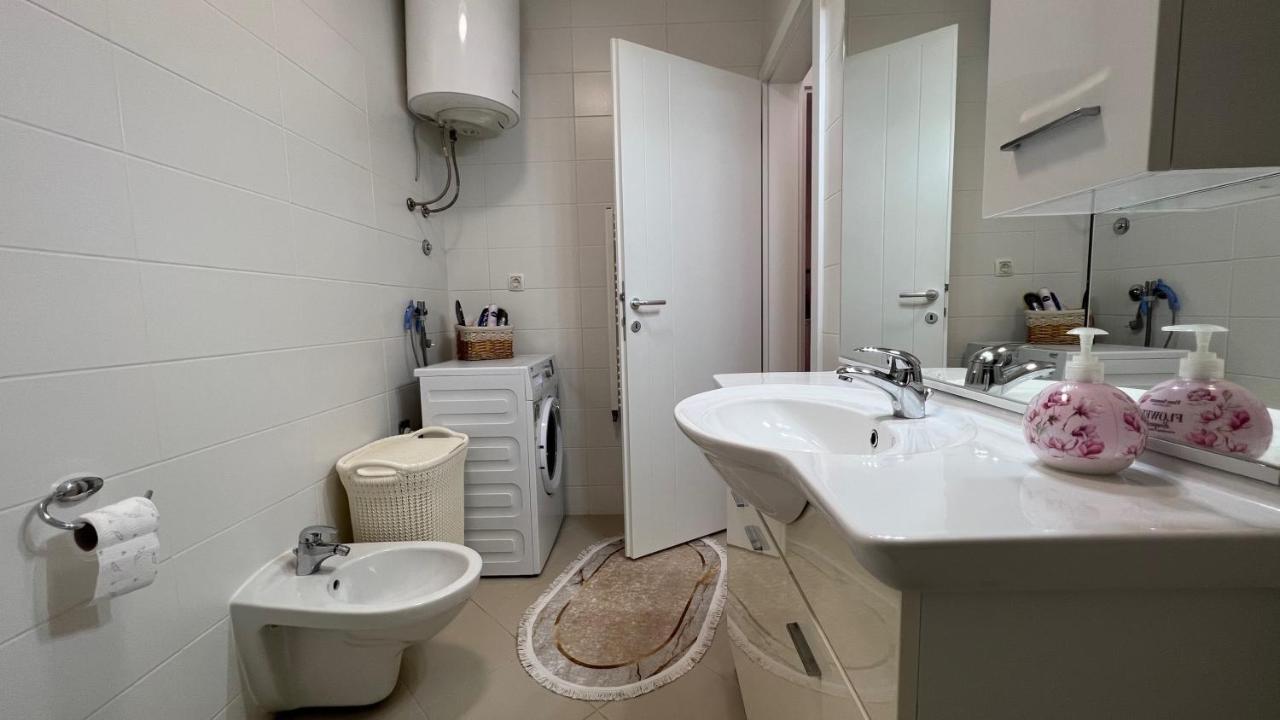 Apartman Nejra Τούζλα Εξωτερικό φωτογραφία